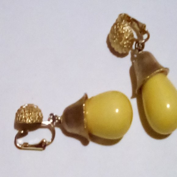 Gold Tone and Yellow Drop Clip On Earrings - Picture 4 of 4